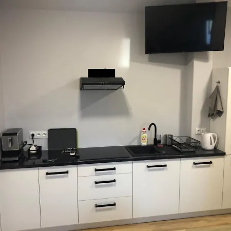 Klimatyzowane Apartamenty I Pokoje Przy Targach Kielce Exterior photo