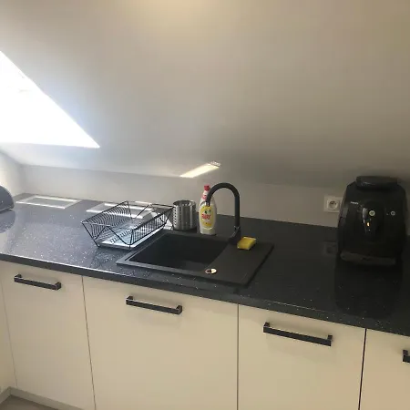 Klimatyzowane Apartamenty I Pokoje Przy Targach Kielce Exterior photo